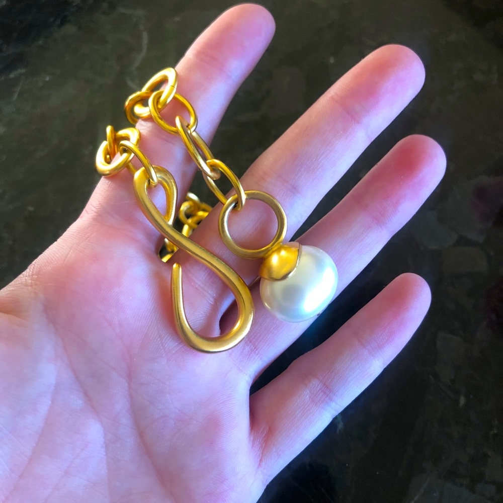 Chunky Gold Chain Necklace w/ Large Pearl